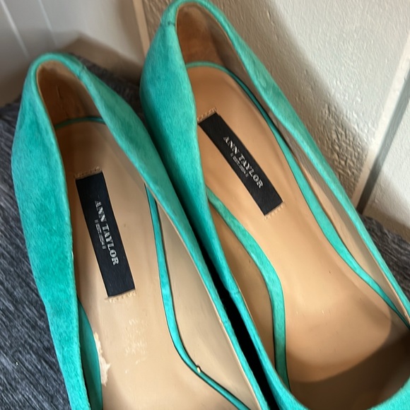 Ann Taylor Open Toe Wedge - Picture 8 of 9